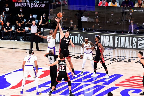NBA比赛